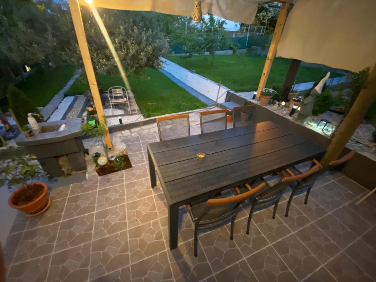 Apartment Sunset Split Bagian luar foto