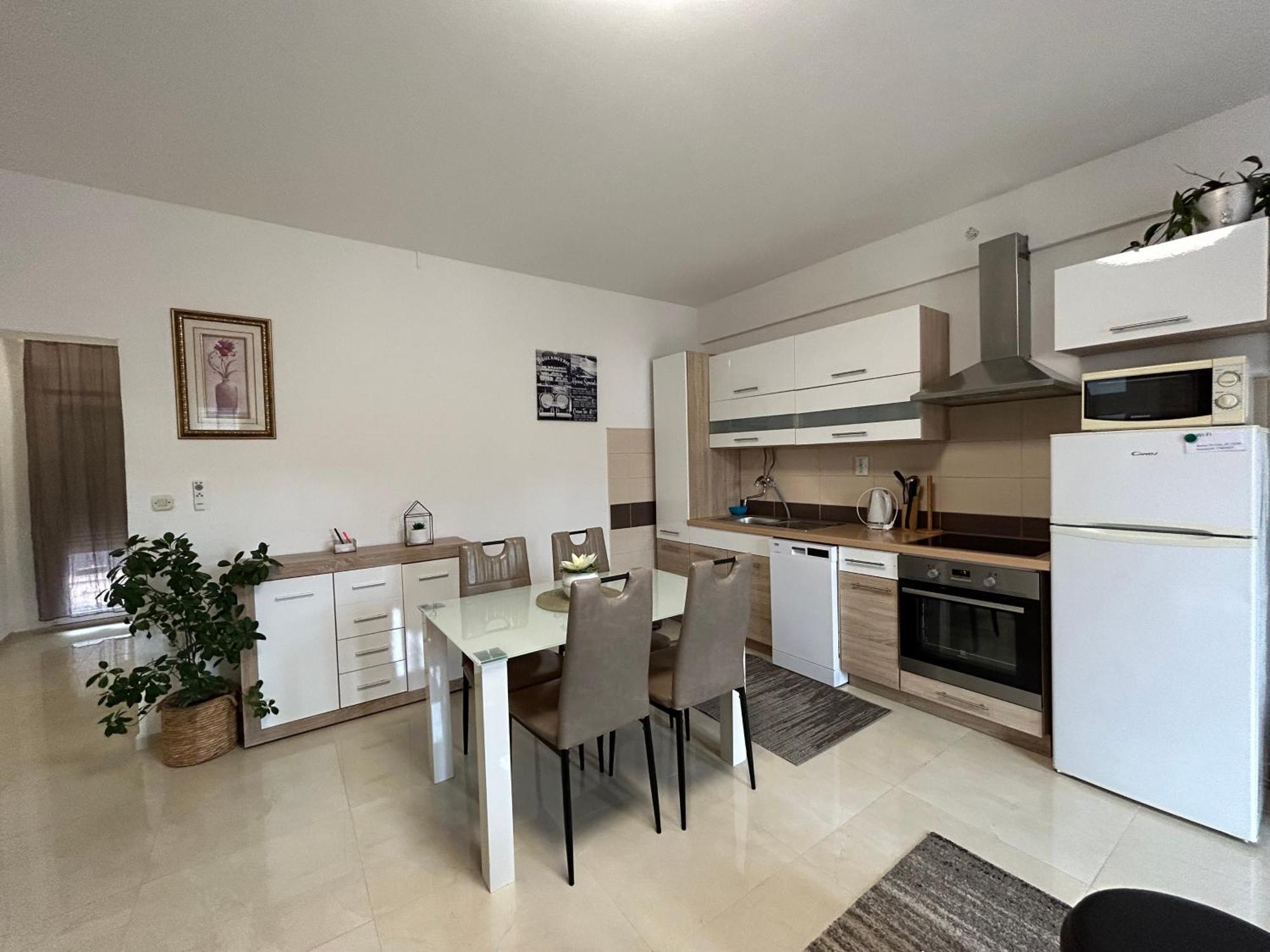 Apartment Sunset Split Bagian luar foto