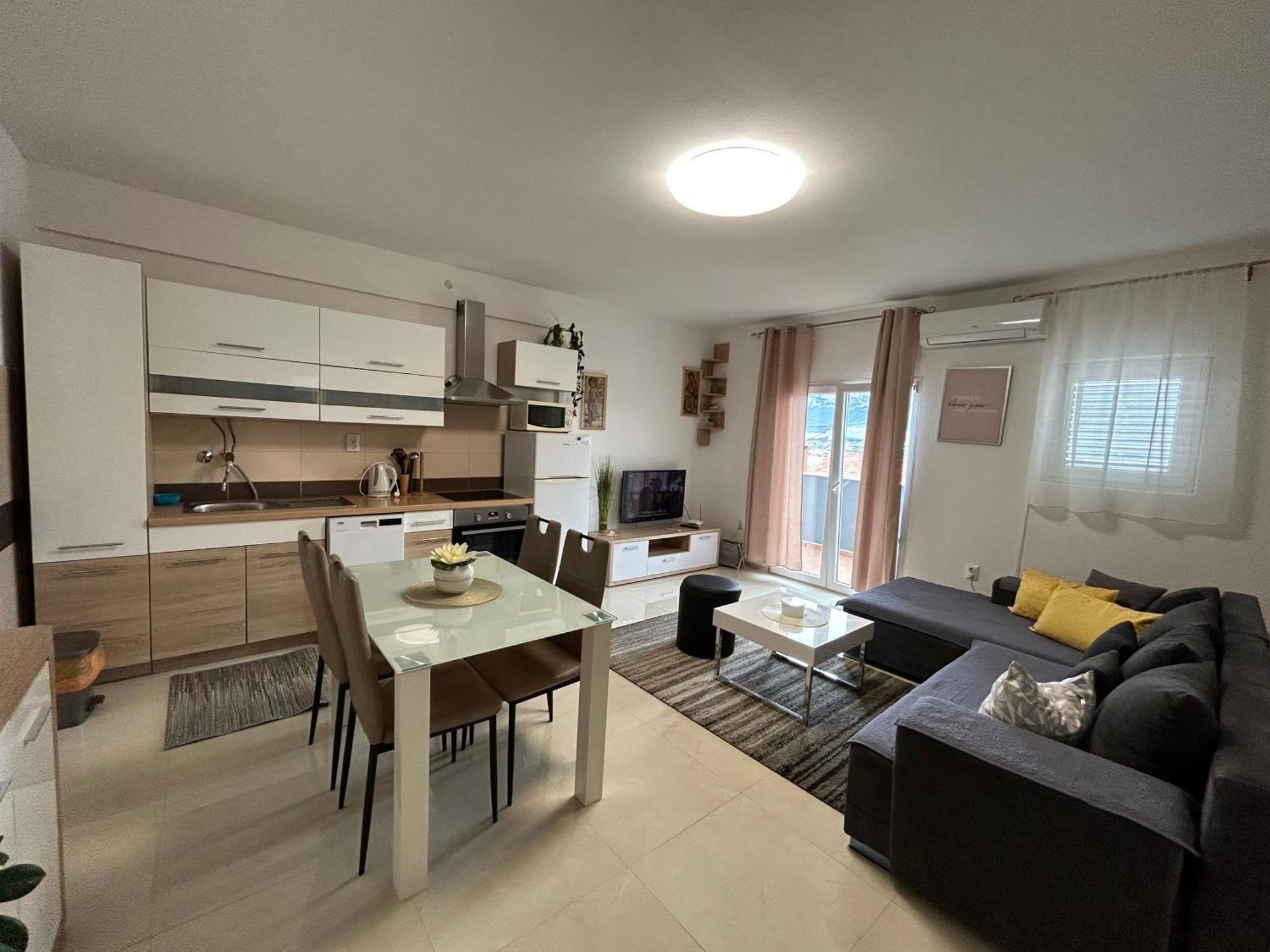 Apartment Sunset Split Bagian luar foto