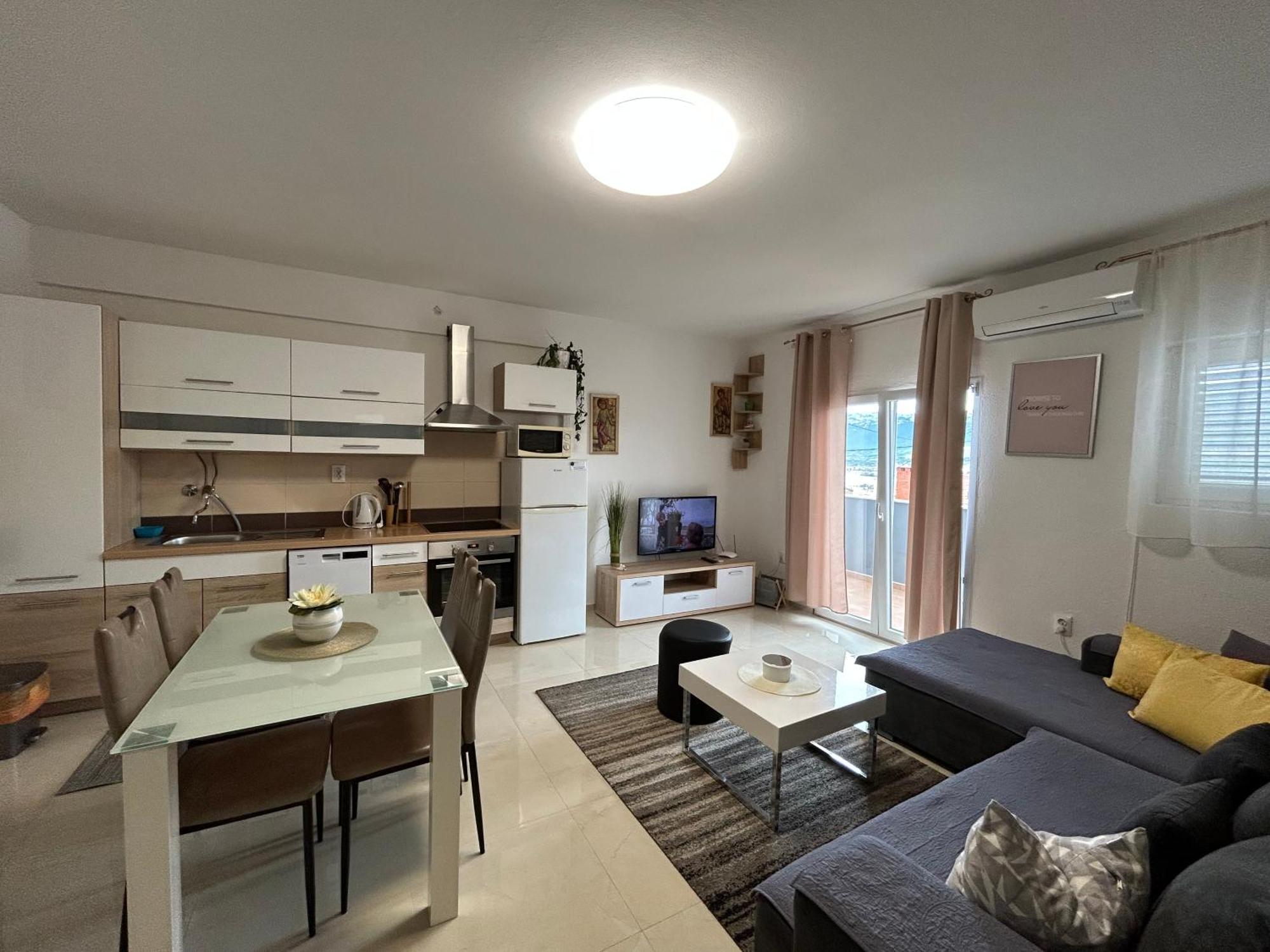 Apartment Sunset Split Bagian luar foto